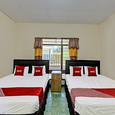 Oyo 90443 Hotel New Kartika In Cilopadang Εξωτερικό φωτογραφία