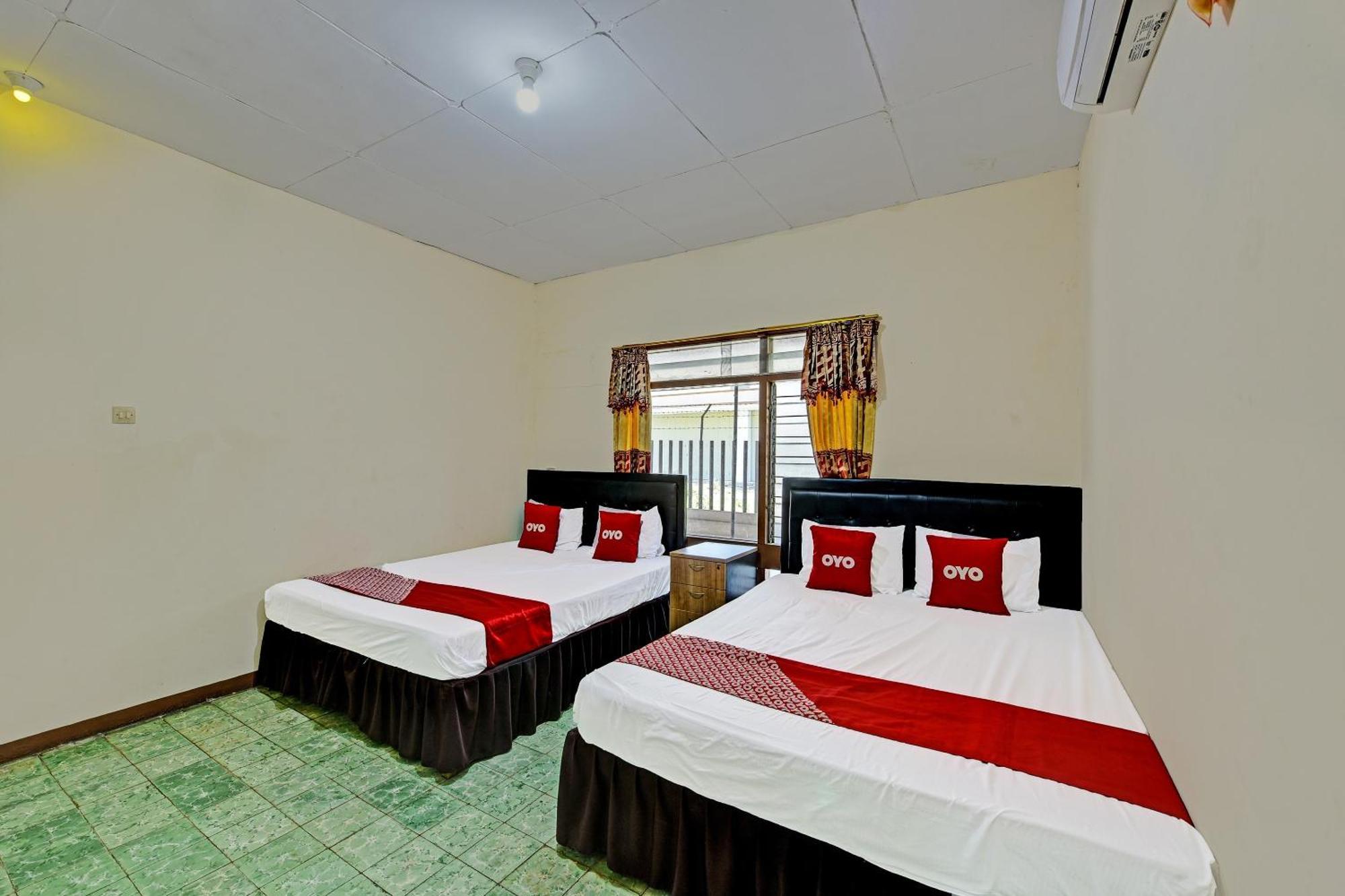 Oyo 90443 Hotel New Kartika In Cilopadang Εξωτερικό φωτογραφία