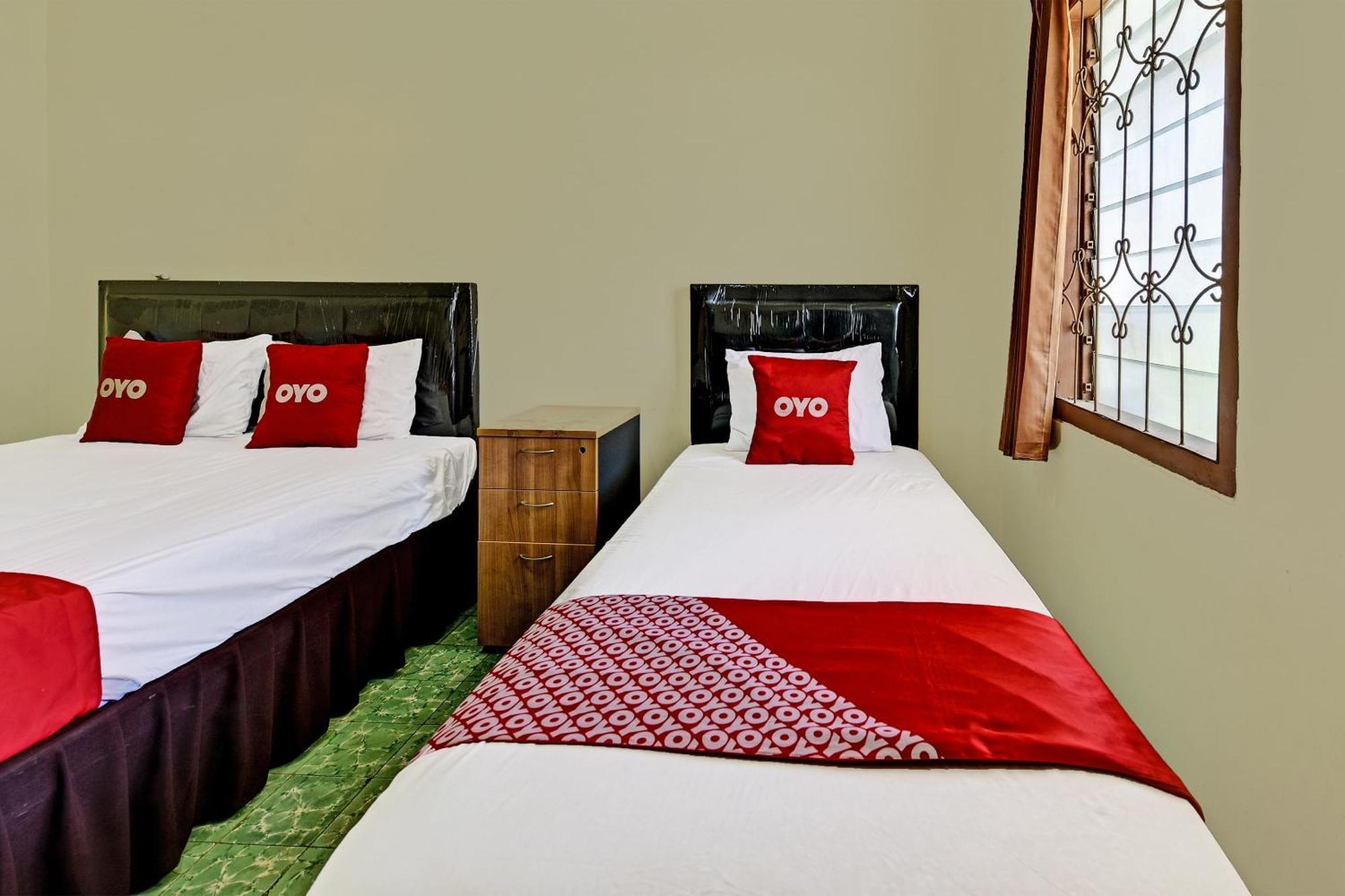 Oyo 90443 Hotel New Kartika In Cilopadang Εξωτερικό φωτογραφία